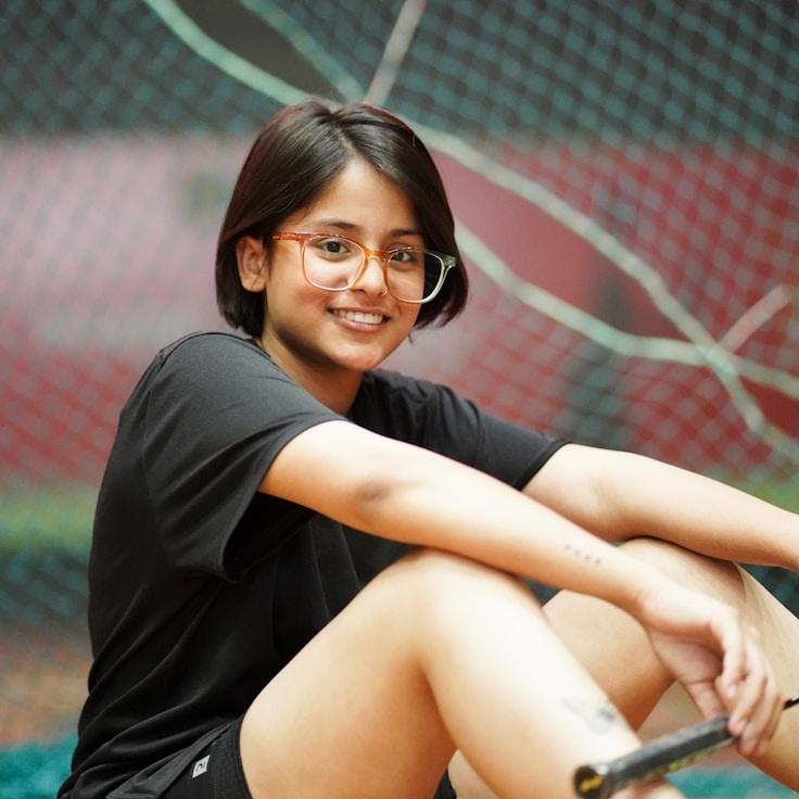 Jordan Lee, Client Relations Director, discussing corporate gifting strategy with business clients